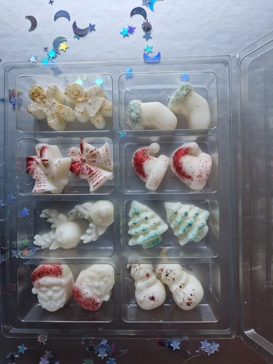 Christmas themed wax melts in fragrance Santa's Cocktail