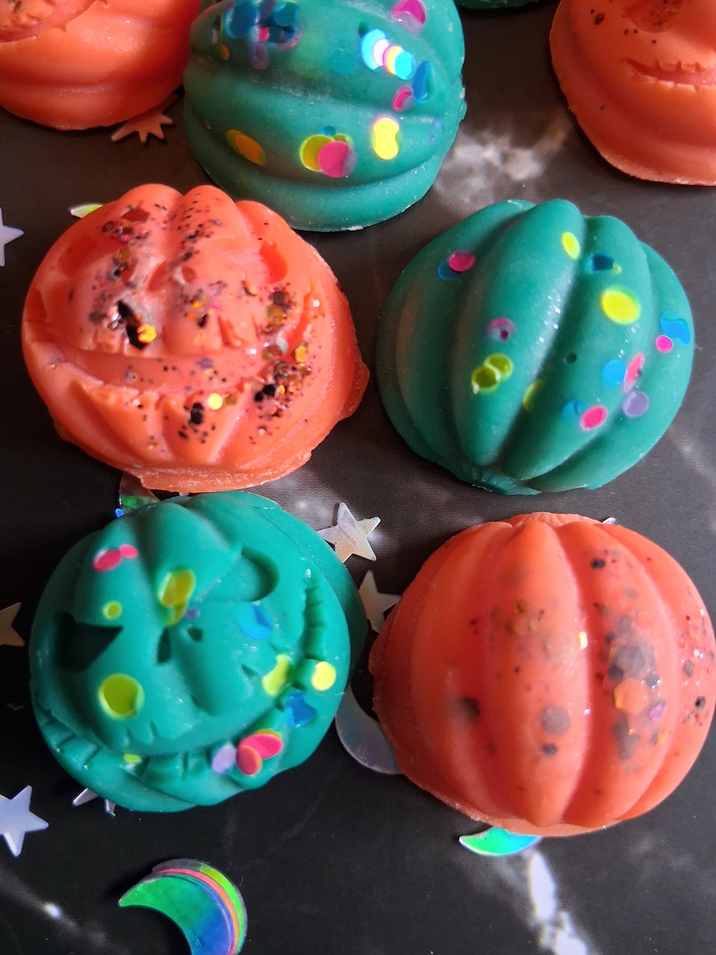 Mini pumpkin wax melts fragranced in Vanilla Pumpkin