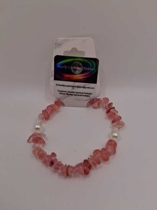 Strawberry Quartz & Pearl Bead beacelet