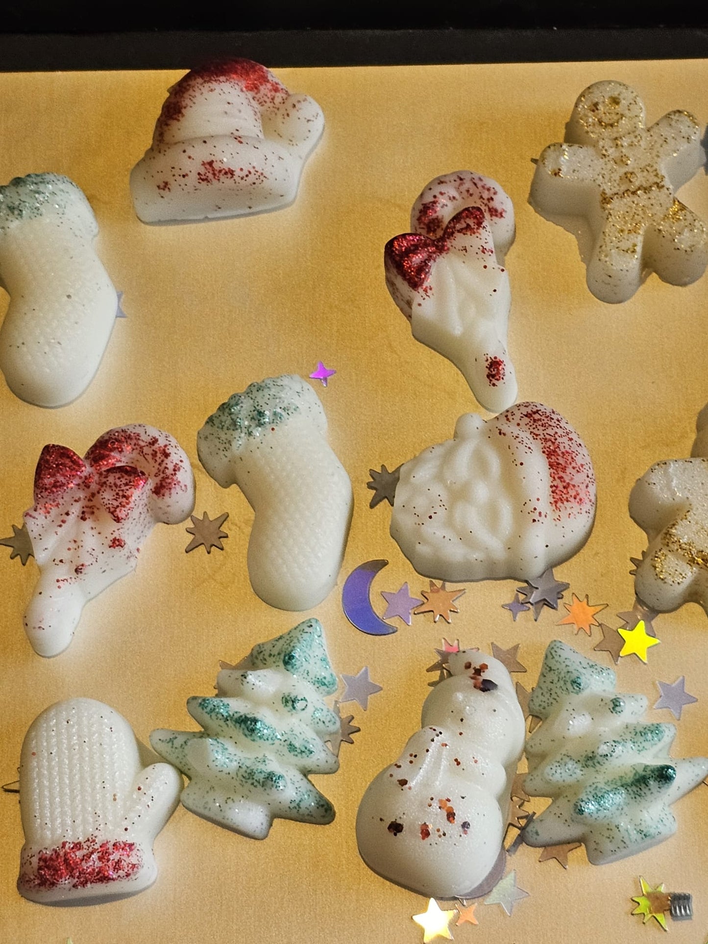 Christmas themed wax melts in fragrance Santa's Cocktail