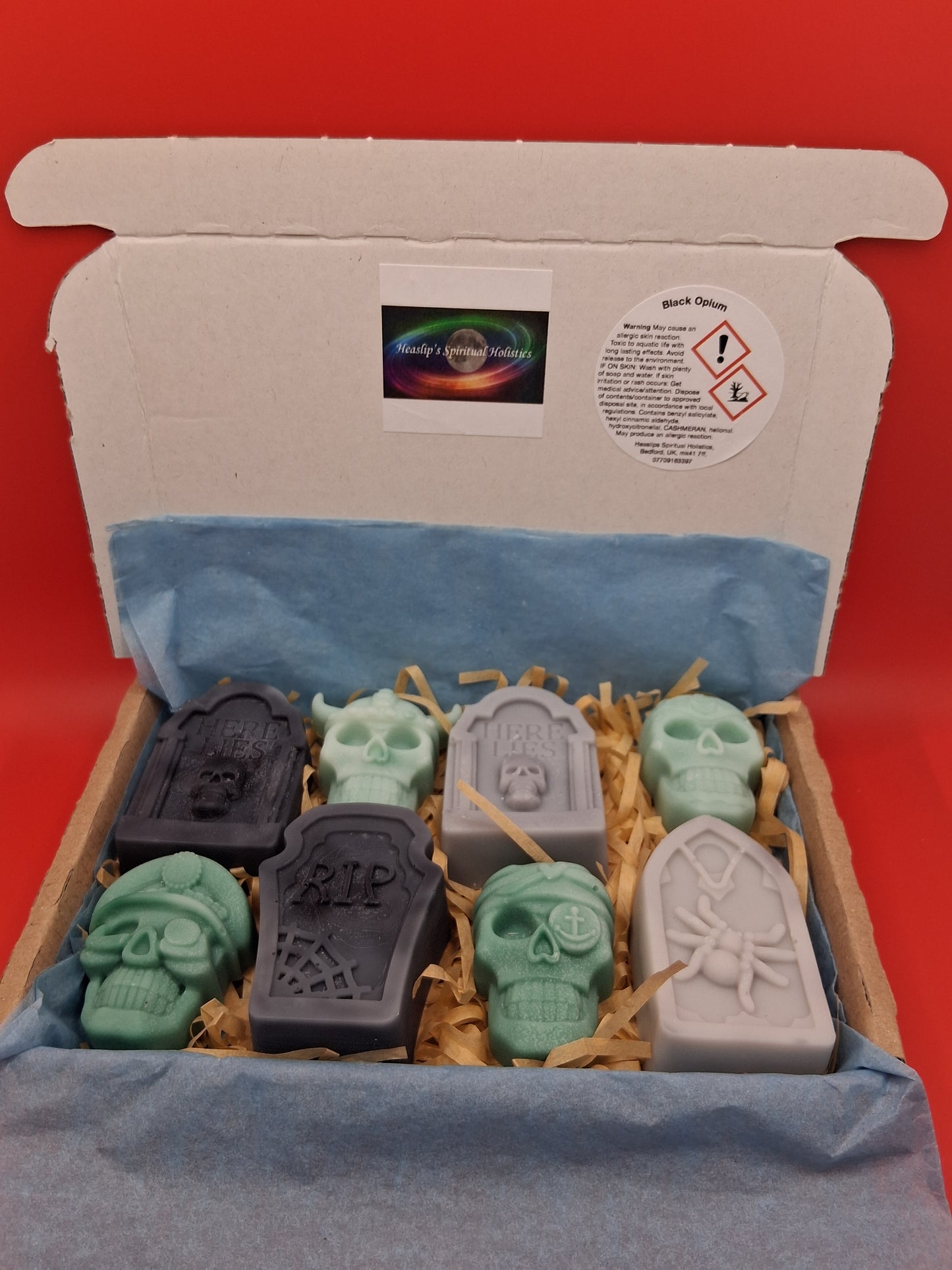 4 Skull & 4 Gravestone wax melts fragranced in Black Opium!