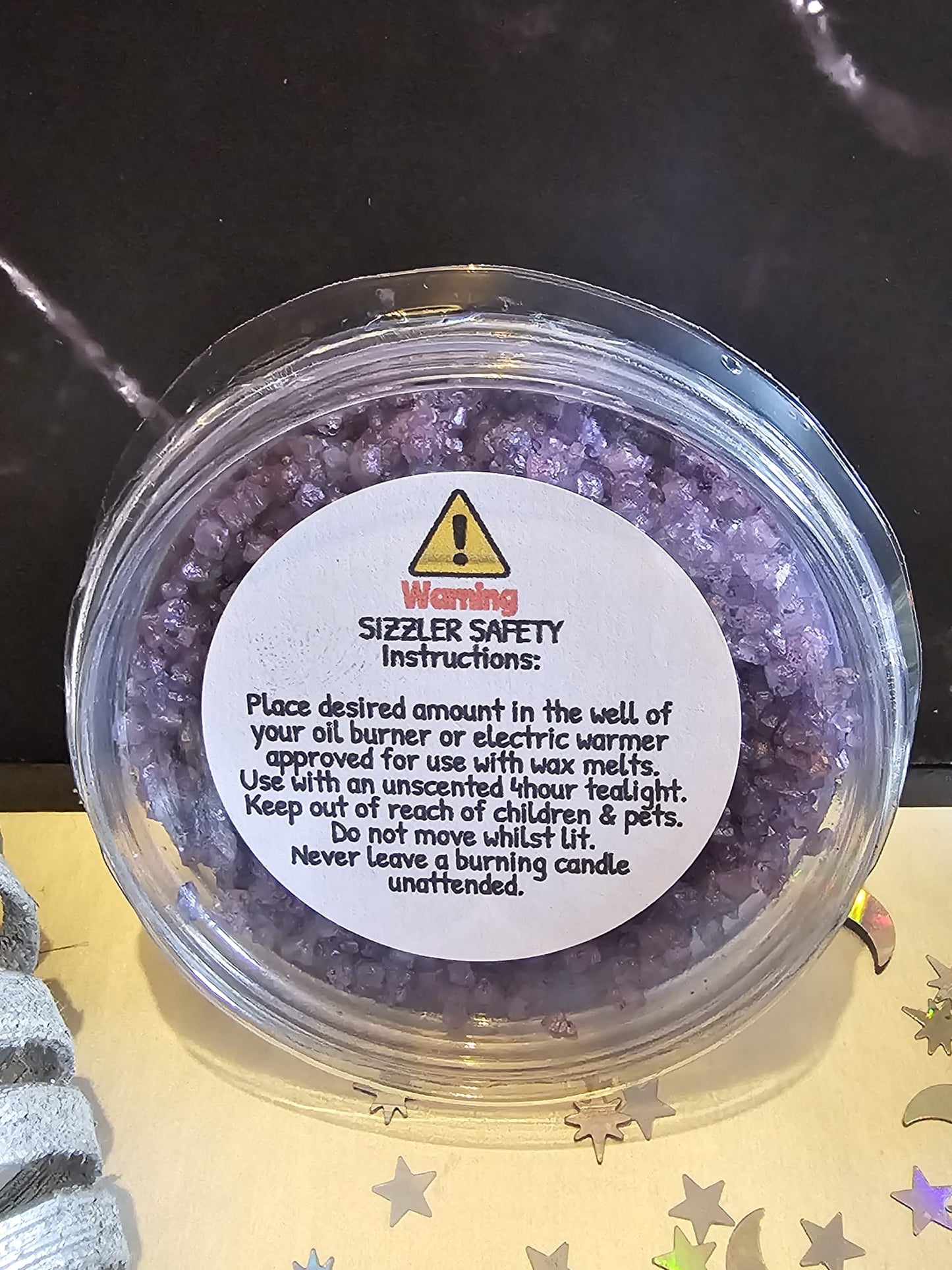 Simmering granules in fragrance Santa's Cocktail (Wax Melt)