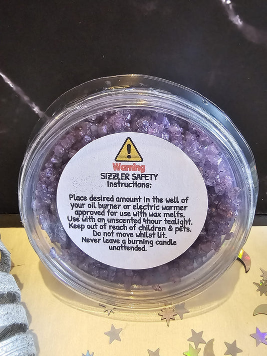 Simmering granules in fragrance Santa's Cocktail (Wax Melt)