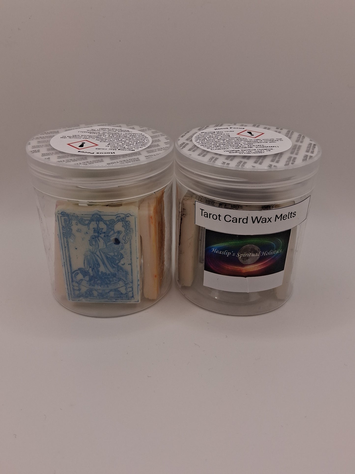 1 Pot of 6 mini tarot card wax melts fragranced in Hocus Pocus