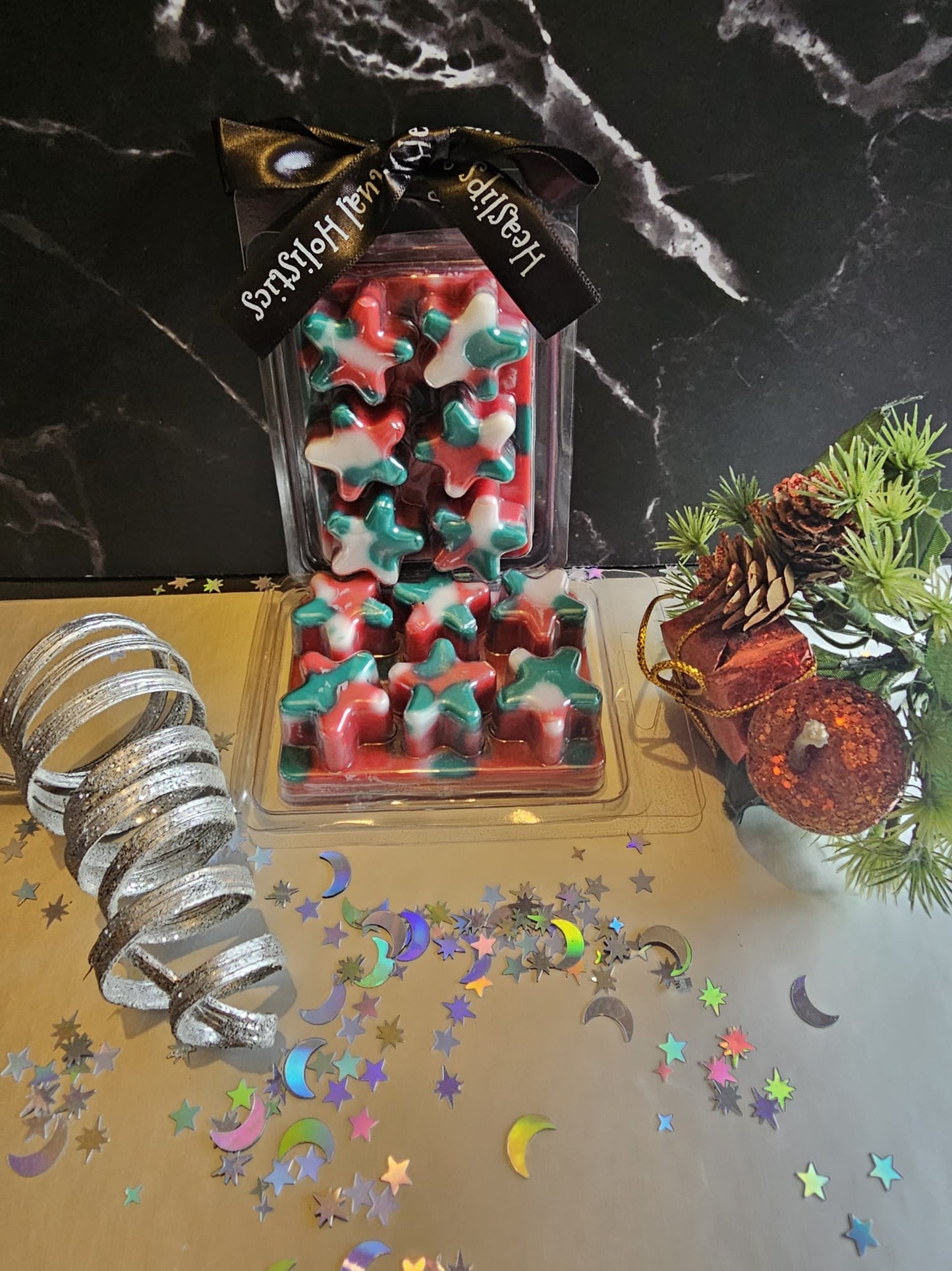 Star shaped wax melt clamshell Christmas themed in fragrance Spicy Mulled Wine