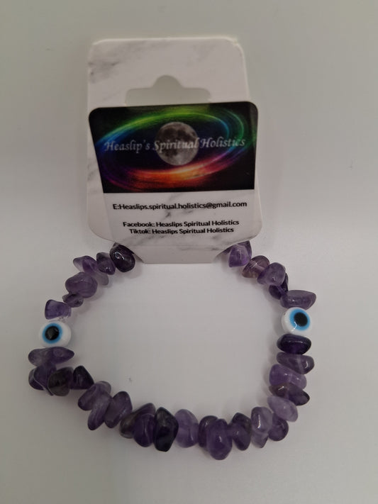 Amethyst chip and white evil eye bead bracelet